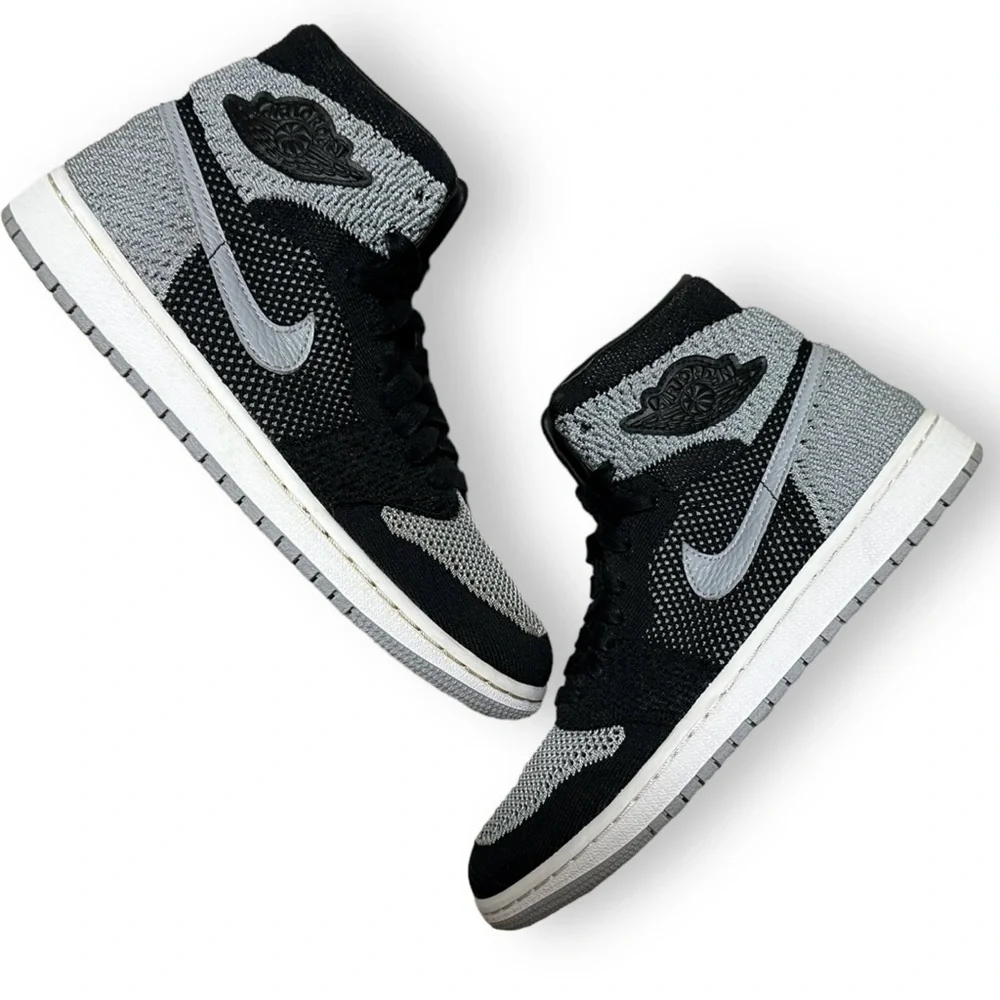 Jordan 1 Retro High Flyknit Shadow (GS) - Picture 1 of 16